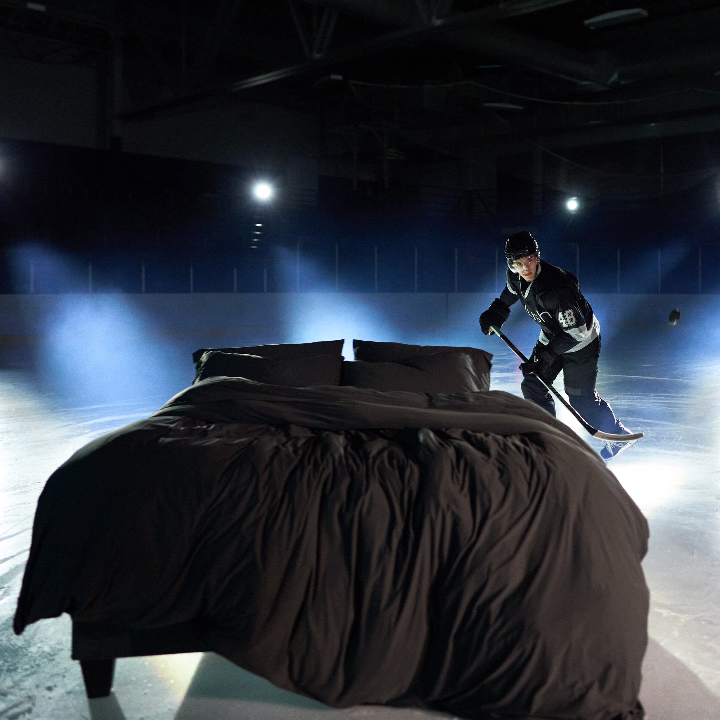 Lane Hutson Graph-Iced Essentials Bedding Bundle