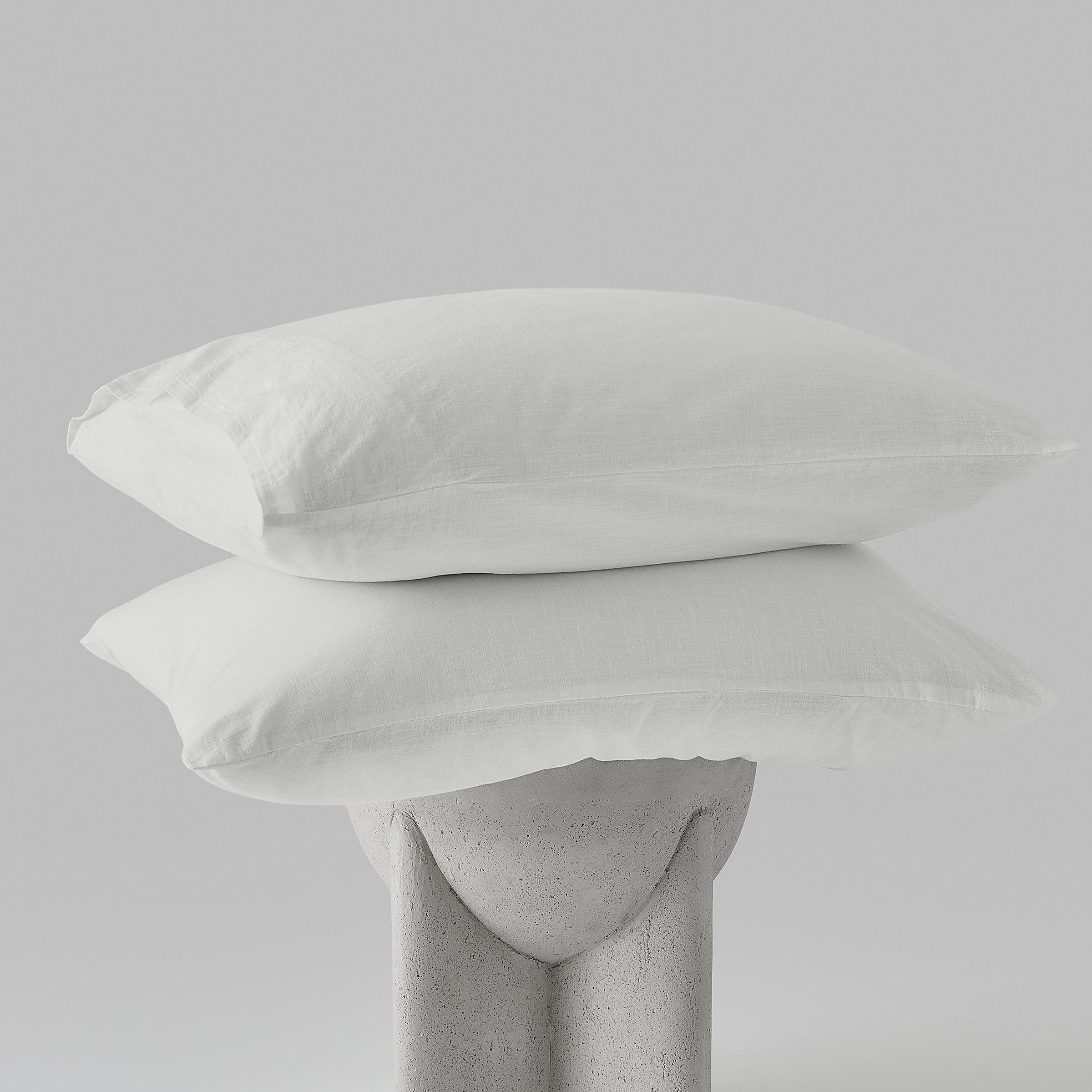 Cloud Relaxed Weave Pillowcase Set